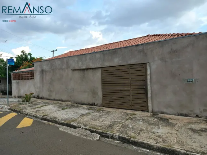 3 Casas com 5 Quartos à venda, 250m² - Vila Real Continuação