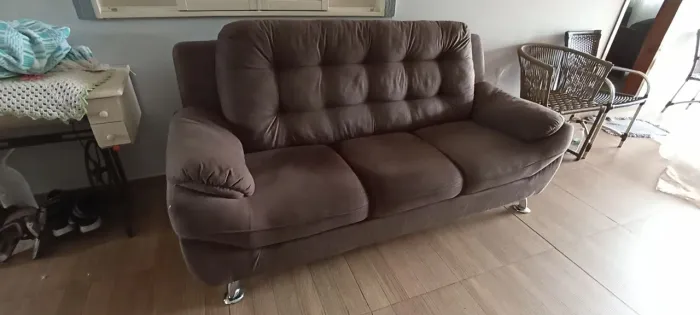 Sofá 3 lugares 
