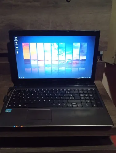 Notebook Acer Core i5/Com 8GB de RAM/HD de 500GB/Windows 10/Tela de 15.6/Funcionando tudo