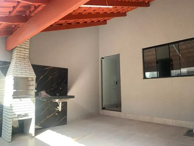 Imóvel para venda tem 120 metros quadrados com 3 quartos em Residencial Sonho Dourado - Go