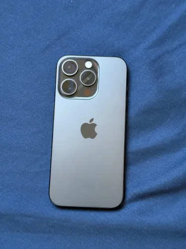 iPhone 15 Pro - Titânio preto