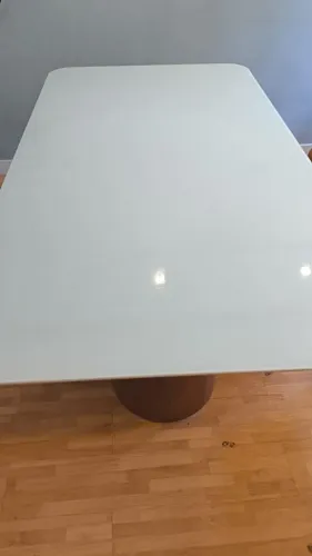 Sofá e Mesa com 4 cadeiras