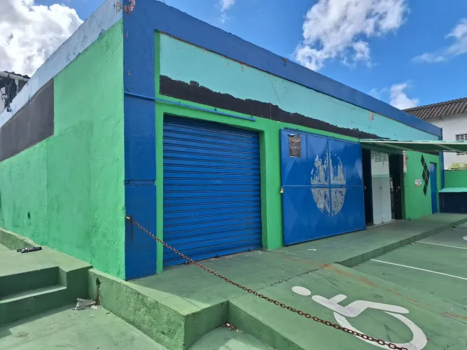 Loja ao lado do novo Palato 