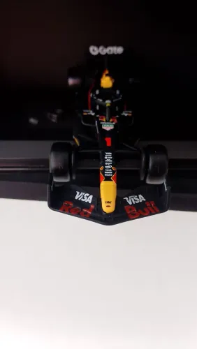 Miniatura Red Bull F1 Max Vestarpen .