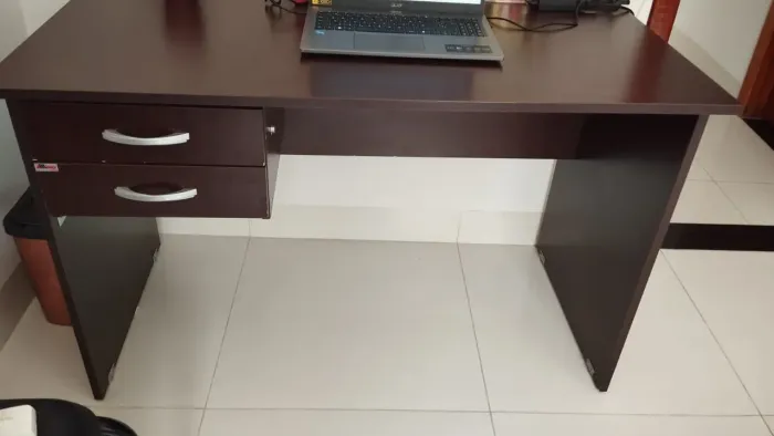 Mesa secretária