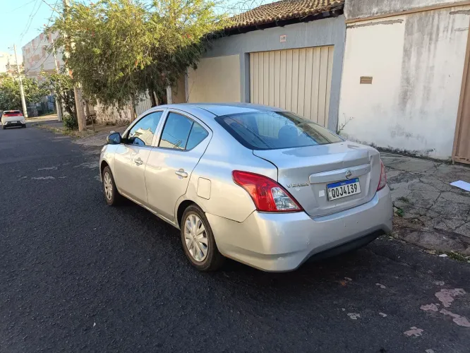 Nissan Versa 1.0 12V Flexstart 4P Mec. 2019