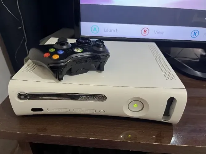 Xbox 360 Jasper Desbloqueado RGH3.0 c/ vários jogos