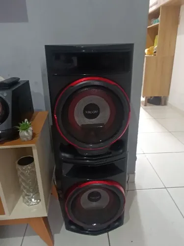 LG XBOOM