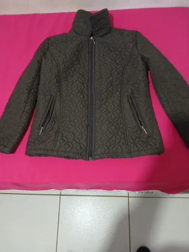 Jaqueta de frio e bousinhas feminina em itapetininga