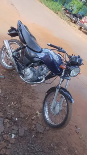 Vendo KS 2003 ,pego carro na troca com volta minha ,carro que esteja conservado 