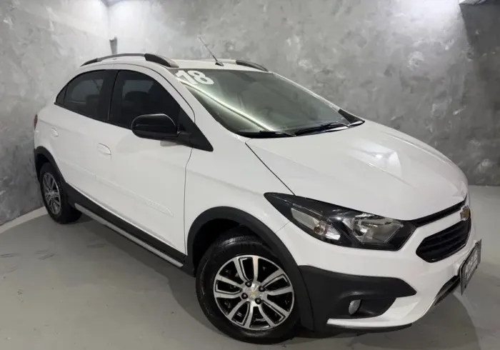 Chevrolet Onix Activ 1.4 8V Flex Mec. 4P 2018