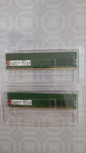 Memórias Kingston  ddr4 8gb por apenas 260,00.( Cada)