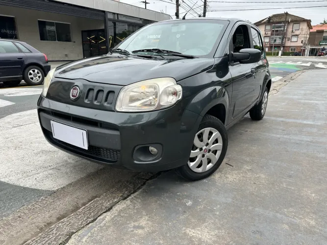 Fiat Uno Vivace/rua 1.0 EVO Fire Flex 8V 5P 2013