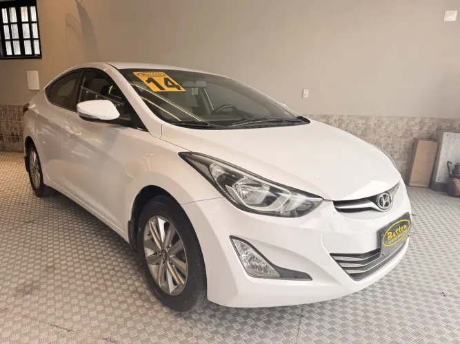 Hyundai Elantra GLS 2.0 16V Flex Aut. 2014