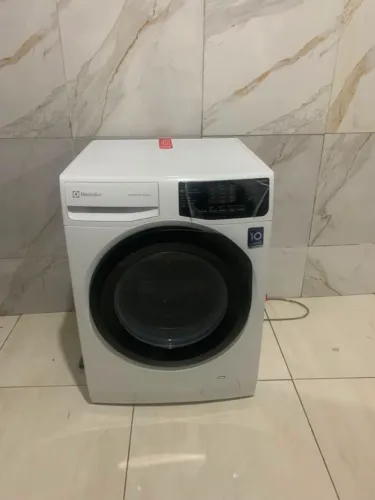 Lava e Seca Electrolux 11kg Branca (220V) - NOVA!