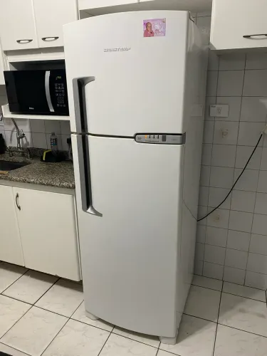 Geladeira Brastemp nova na garantia