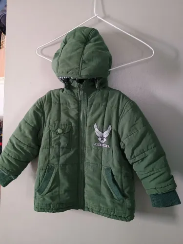 Jaqueta infantil semi nova