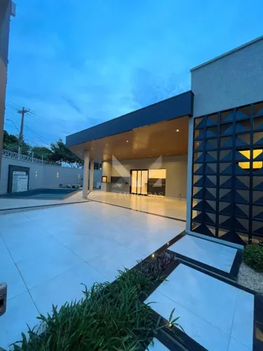 Casa 4 Suítes no Jardim Presidente