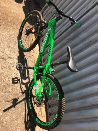 Bicicleta top