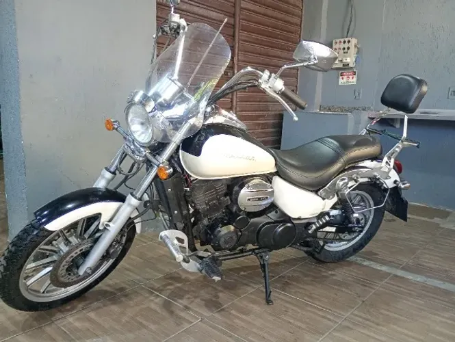 DAFRA HORIZON 250