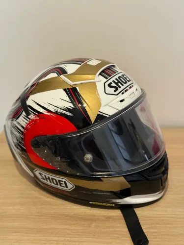 Capacete Shoei Xpirit 3