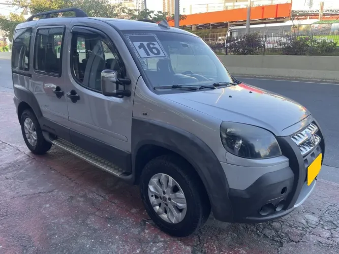 Fiat Doblo Adv. Xingu 1.8 Flex 16V 5P 2016