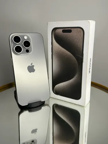 iPhone 15 Pro 128gb Cinza semi novo perfeito!!