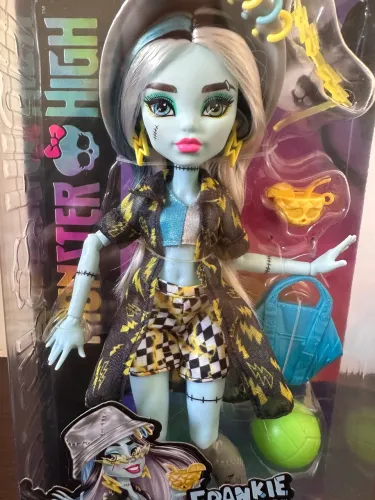 Monster High Frankie Scare-Adise Island Lacrada