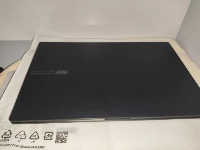 ASUS Vivobook Go 15 Ryzen 5 7520U, 8GB RAM, SSD 512GB, Novo + Caixa e Fonte Original<br>