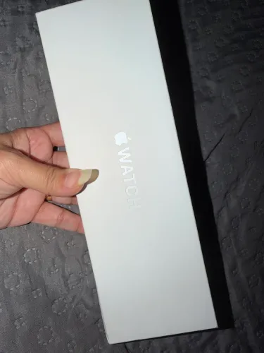 Apple Watch série 11 42mm rose