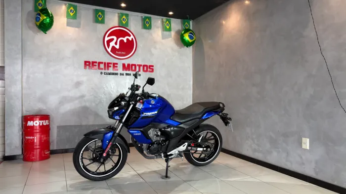 YAMAHA FZ 15 ABS 2024 CONSERVADA