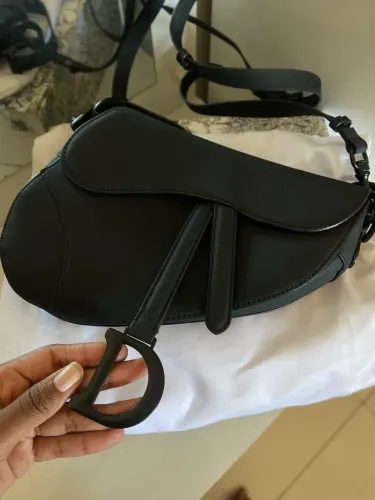 BOLSA SADDLE PRETA METAL PRETO 25CM - LINDA EXCELENTE QUALIDADE - para pessoas exigentes