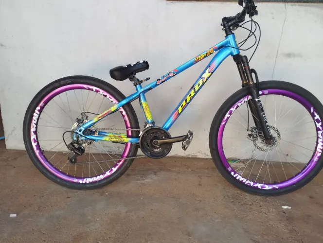 Vendo essa bike conservada