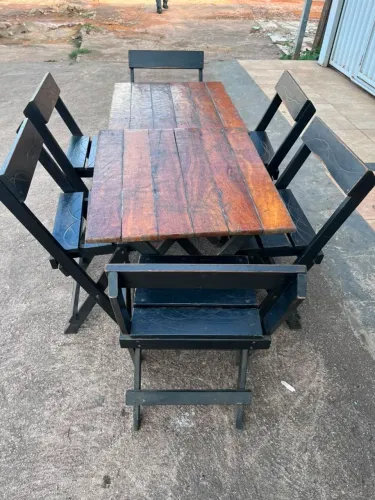 Jogo De Mesa de Madeira