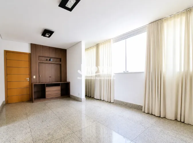 Apartamento com 03 quartos para locação Coração Eucarístico