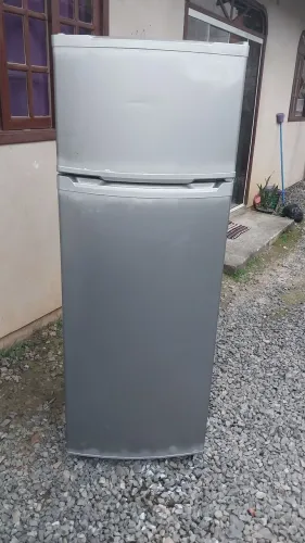 Geladeira cônsul gelo seco