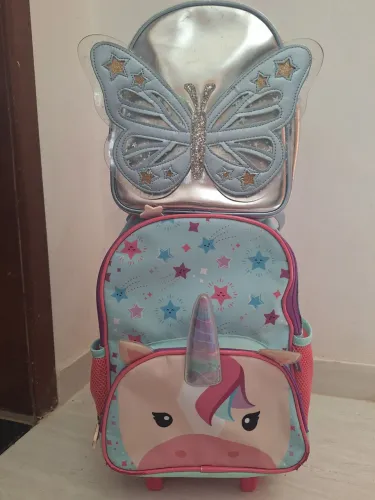 Mochila de rodinhas com lancheira