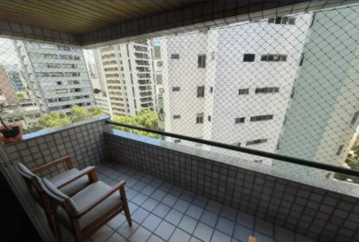 Apartamento á venda tem 116 metros quadrados com 3 quartos em Graças - Recife - PE!