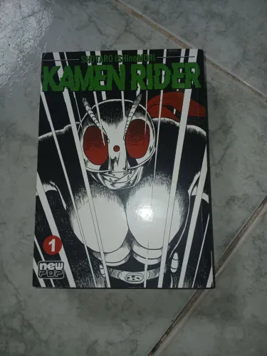 Mangá Kamen Rider Vol 1 e 2