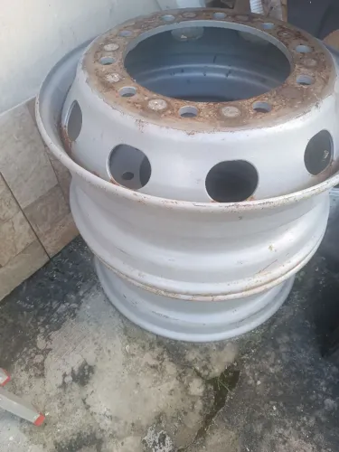 Vende se Rodas