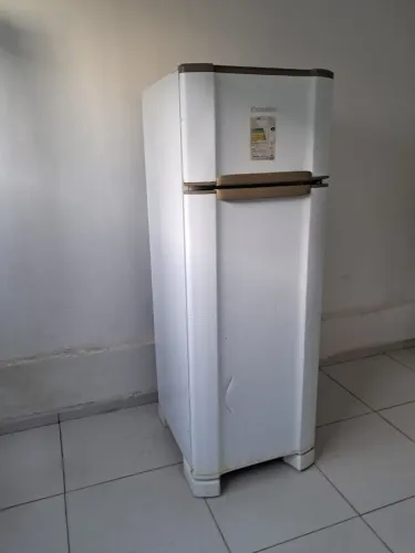Com defeito,não funciona 