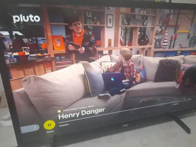 SMART TV Roku Led 32 Polegadas Com Canais Streaming Semi Nova Funcionando 100%