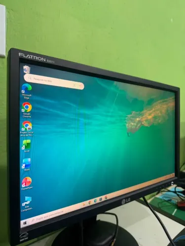 MONITOR LG - 20 POLEGADAS