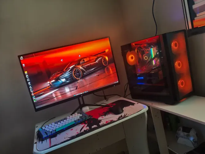 PC gamer high end com RTX 4070 Super