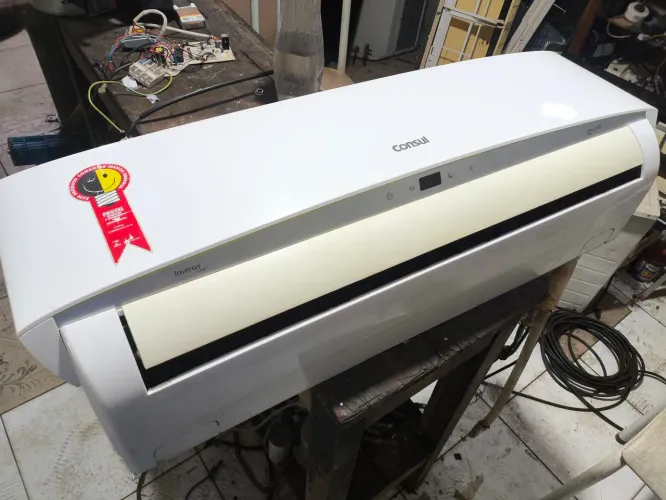 Ar cond. 12 mil BTUs inverter já instalado