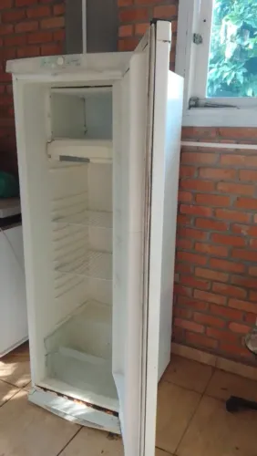 Vendo geladeira