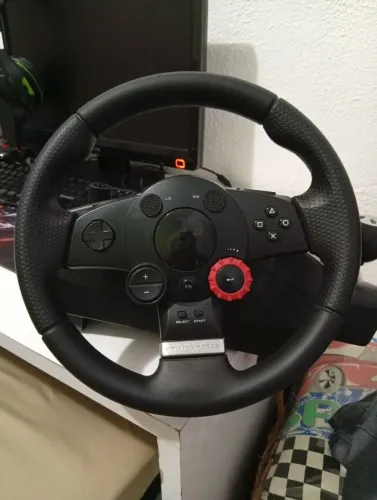 Volante gamer driving force gt