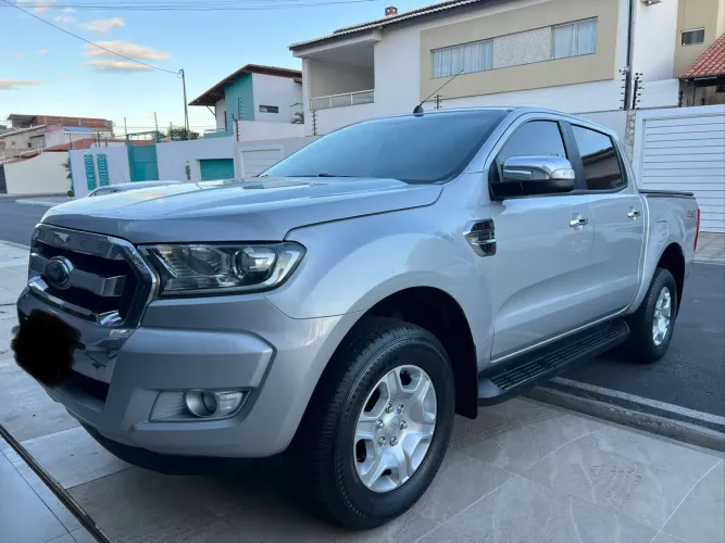 Ford Ranger XLT 2.5 16V 4X2 CD Flex 2017