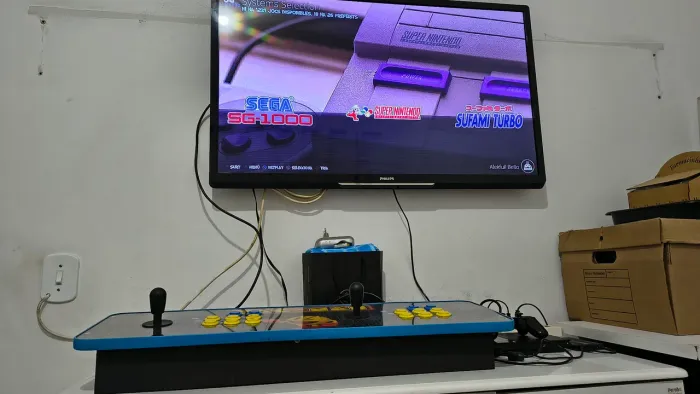 Tv 42 e vídeo game arcade