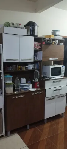 Armário cozinha em MDF com as seguintes medidas comp.160 cm, alt. 200 cm e profun. 45 cm